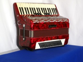 Chanson full size 120 bass accordion